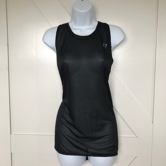 NWOT Set Of 3 Athletic Mesh spots tank top - Picture 5 of 8